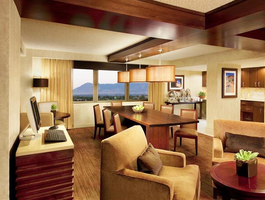 Sheraton Airport Hotel
