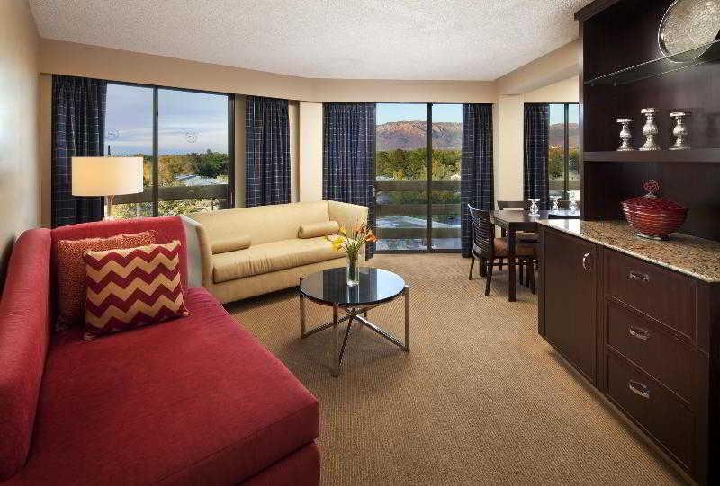 Sheraton Airport Hotel