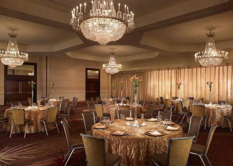 Sheraton Airport 3*