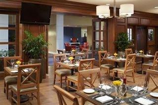 Sheraton Airport 3*